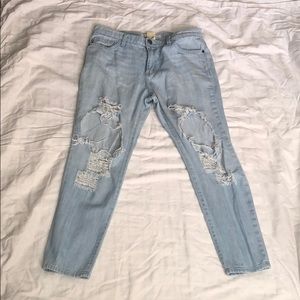 Sneak peek jeans